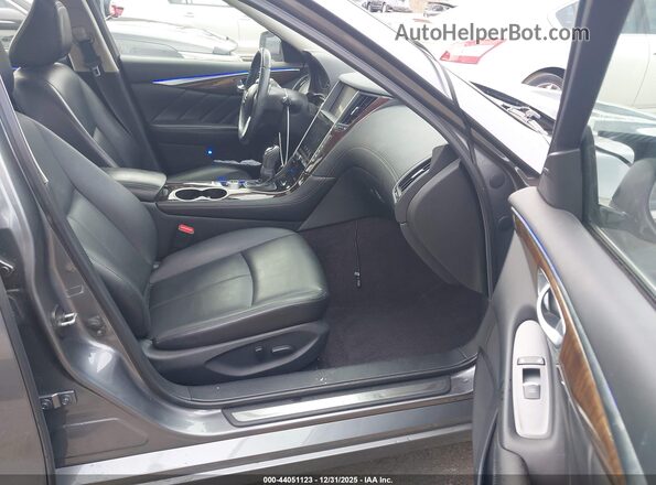 JN1EV7AR9JM441409 2018 INFINITI Q50 Gray Front interior view