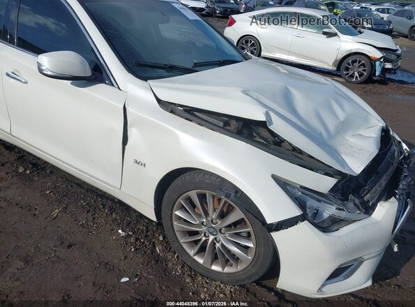 JN1EV7ARXJM432749 2018 INFINITI Q50 White Vista frontal