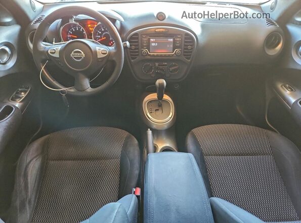 JN8AF5MR6HT700130 2017 NISSAN JUKE Белый 
