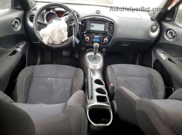 JN8AF5MV0HT750793 2017 NISSAN JUKE Gray 