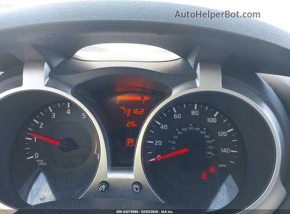 JN8AF5MV2HT750715 2017 NISSAN JUKE Черный Вид задних сидений