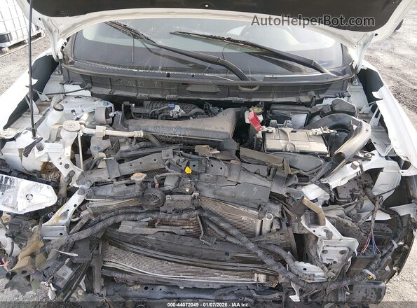 JN8AT2MT2LW018677 2020 NISSAN ROGUE White Rear view