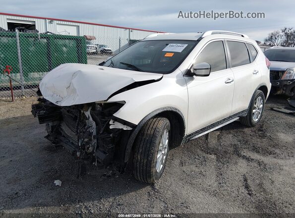 JN8AT2MT2LW018677 2020 NISSAN ROGUE White Front left
