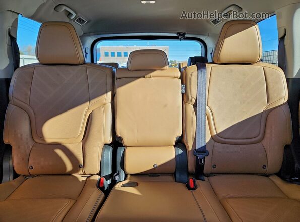 JN8AZ3BE6S9701357 2025 INFINITI QX80 Белый Вид задних сидений