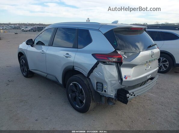 JN8BT3BA6SW010270 2025 NISSAN ROGUE Silver Trasero izquierdo