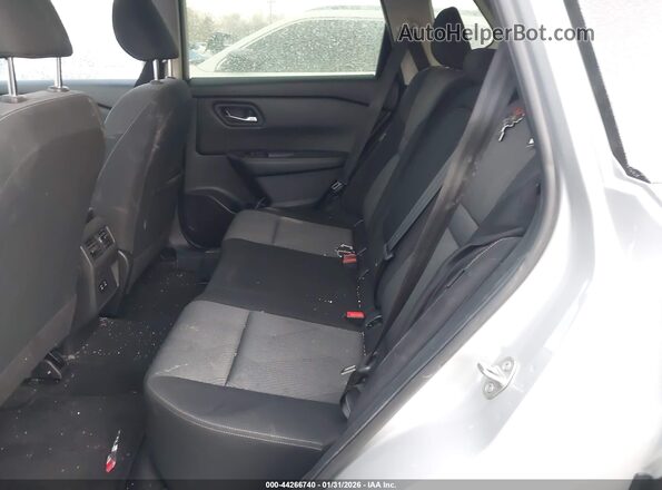 JN8BT3BB5RW422893 2024 NISSAN ROGUE Silver VIN sticker view