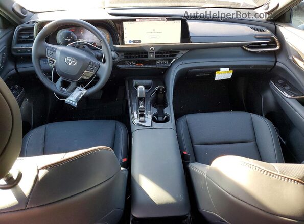 JTDAAAAF3T3040585 2026 TOYOTA LIMITED Синий Вид панели приборов