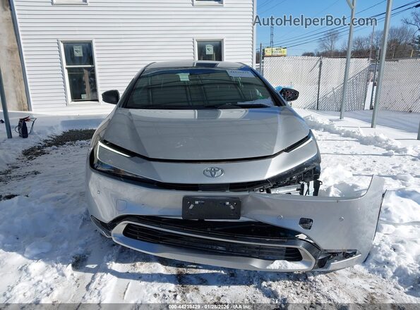 JTDACACU0T3055017 2026 TOYOTA PRIUS PLUG-IN HYBRID Серебряный Вид щитка приборов