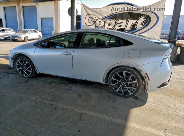 JTDACACU3P3005654 2023 TOYOTA PRIUS White Trasero izquierdo