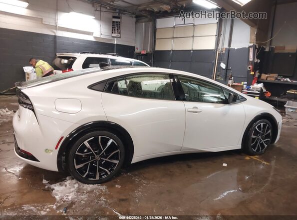 JTDACACU5P3000505 2023 TOYOTA PRIUS PRIME White 