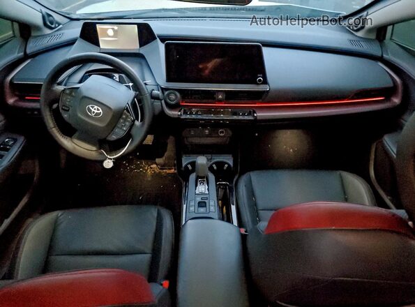 JTDACACU6R3019793 2024 TOYOTA PRIUS Silver Dashboard view