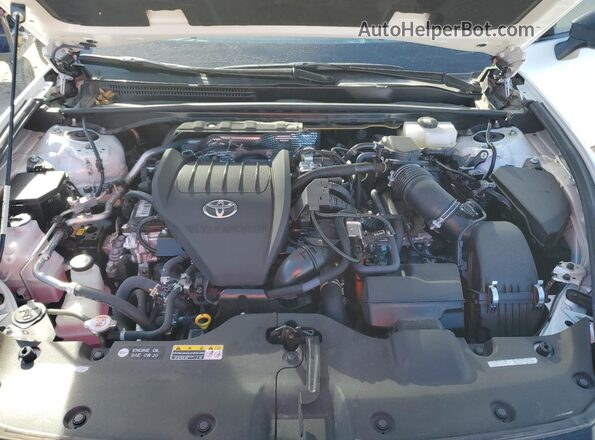 JTDAFAAF5S3012593 2025 TOYOTA CROWN White Widok wnętrza z tyłu