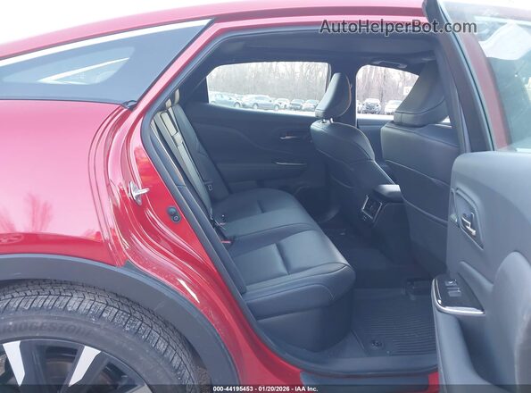 JTDAFAAF8S3012393 2025 TOYOTA CROWN Red Vista de la etiqueta del VIN