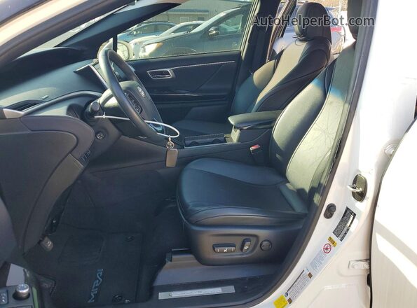 JTDBVRBD0GA000759 2016 TOYOTA MIRAI White Front interior view