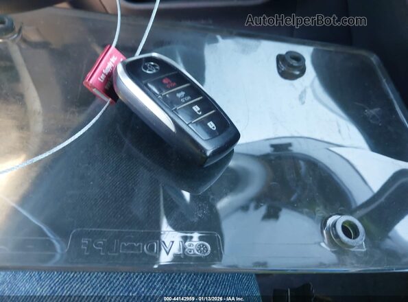 JTDBVRBD6HA002257 2017 TOYOTA MIRAI Silver Dashboard view