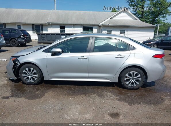 JTDEAMDE8NJ036441 2022 TOYOTA LL Silver სალონის 360-გრადუსიანი ხედი
