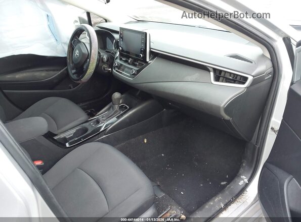 JTDEPRAE1LJ042398 2020 TOYOTA LL Silver Front interior view