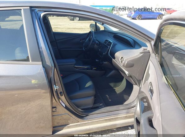 JTDKAMFU0N3180724 2022 TOYOTA LE Серый Вид салона спереди