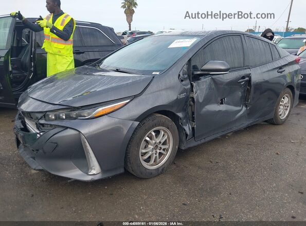 JTDKARFP7J3079679 2018 TOYOTA PRIUS PRIME Gray 