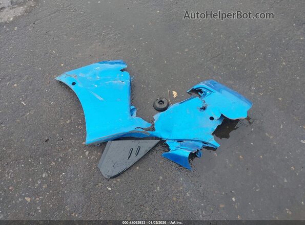 JTDL9RFU8K3009760 2019 TOYOTA LE Blue Vista del cuadro de instrumentos