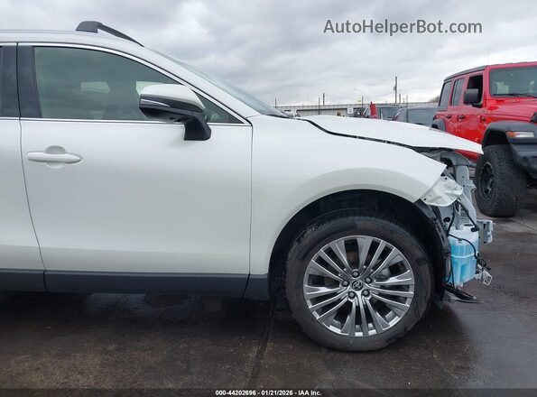 JTEAAAAH2NJ102246 2022 TOYOTA LIMITED White 