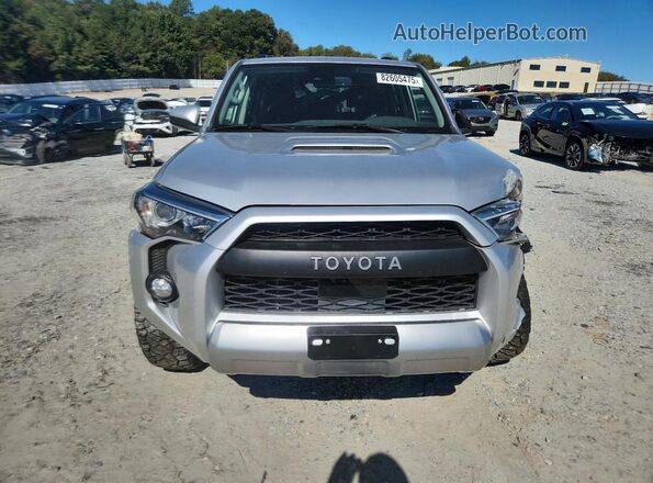JTEBU5JR0L5830973 2020 TOYOTA 4RUNNER Silver Вид спереду