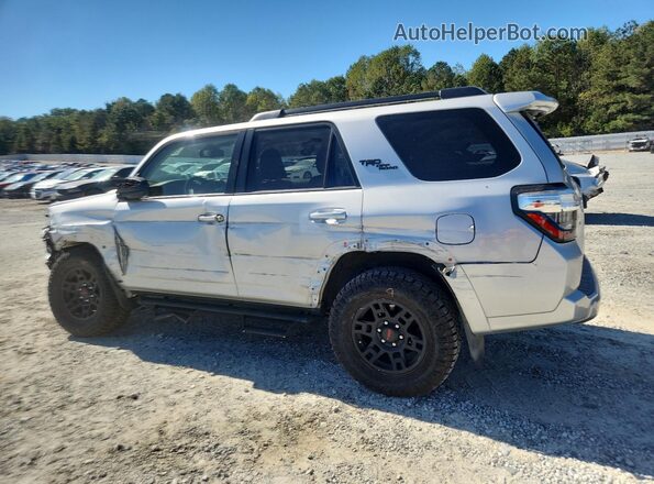 JTEBU5JR0L5830973 2020 TOYOTA 4RUNNER Silver Задня ліва чверть