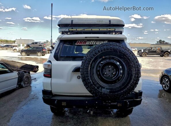 JTEBU5JR2G5396643 2016 TOYOTA 4RUNNER White უკანა ხედი