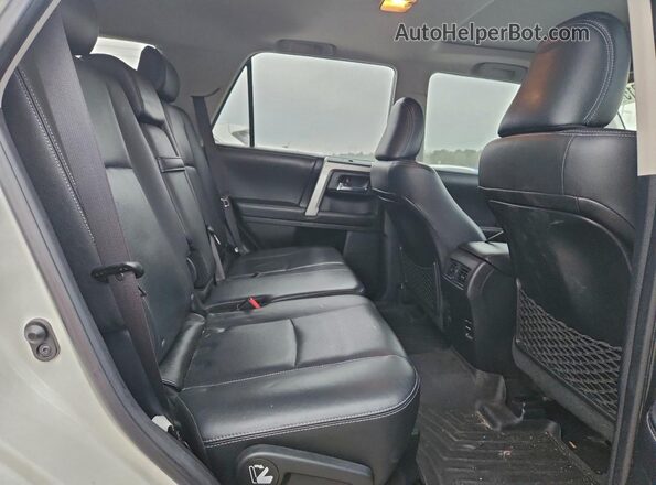 JTEBU5JRXG5338005 2016 TOYOTA 4RUNNER White Rear interior view