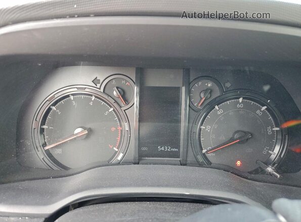 JTEEU5JR2N5261088 2022 TOYOTA 4RUNNER Серый Вид щитка приборов