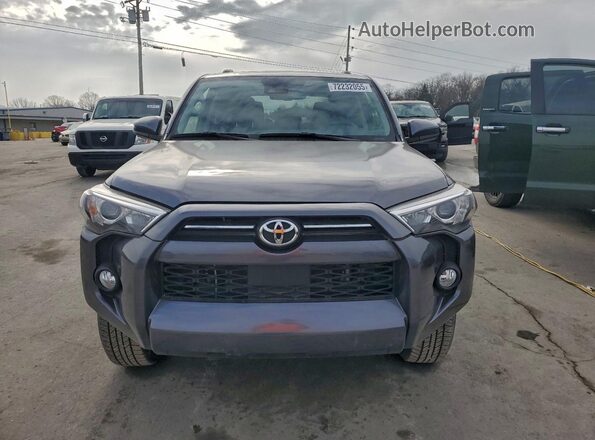 JTEEU5JR2N5261088 2022 TOYOTA 4RUNNER Серый Вид спереди