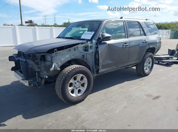 JTEEU5JR4P5284360 2023 TOYOTA 4RUNNER Gray წინა მარცხენა ხედი სამი მეოთხედიდან