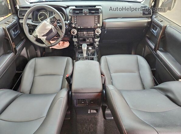 JTELU5JR1R6302558 2024 TOYOTA 4RUNNER Gray Dashboard view