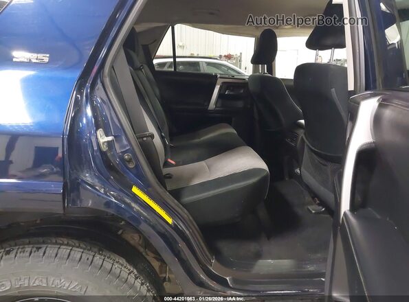 JTEMU5JR4N5992438 2022 TOYOTA 4RUNNER Blue VIN կոդի պիտակի տեսք