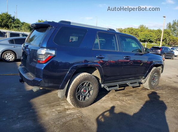 JTEMU5JR7R6238529 2024 TOYOTA 4RUNNER Синий 