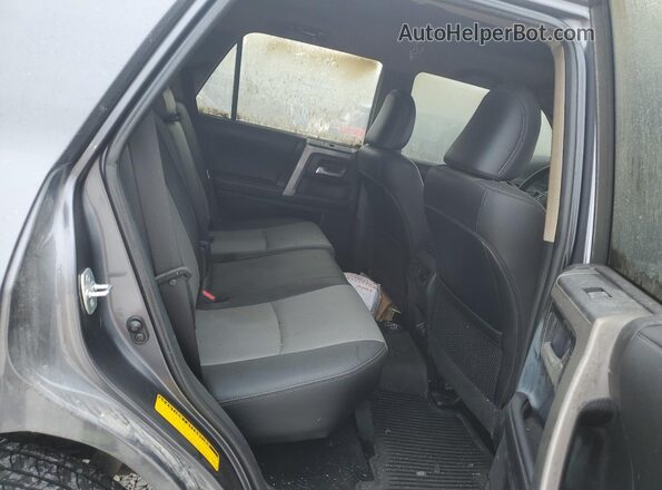 JTENU5JR0N6014565 2022 TOYOTA 4RUNNER Gray Вид задньої частини салону