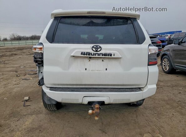 JTENU5JR2P6125119 2023 TOYOTA 4RUNNER White უკანა ხედი
