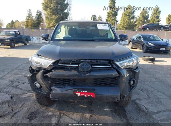 JTENU5JR6R6293011 2024 TOYOTA 4RUNNER Gray Vista del cuadro de instrumentos