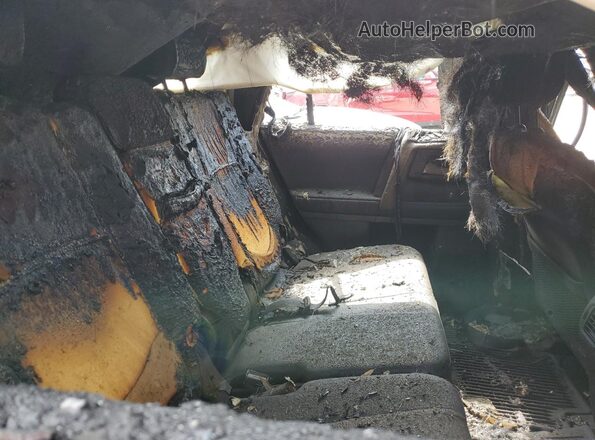 JTENU5JR9R6236995 2024 TOYOTA 4RUNNER Burn Vista de los asientos traseros