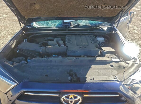 JTERU5JR0R6281440 2024 TOYOTA 4RUNNER Blue Widok komory silnika