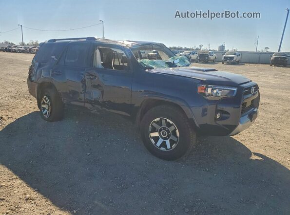 JTERU5JR0R6281440 2024 TOYOTA 4RUNNER Blue Przód prawy