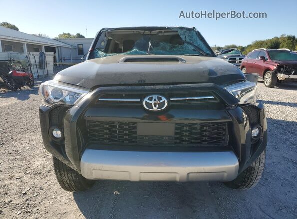 JTERU5JR2R6278250 2024 TOYOTA 4RUNNER Black Widok z przodu