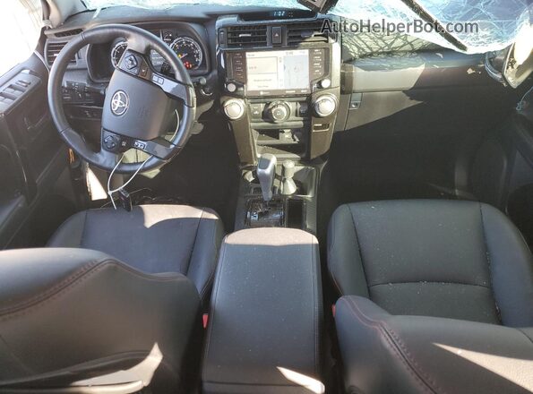 JTERU5JR2R6278250 2024 TOYOTA 4RUNNER Black Widok deski rozdzielczej