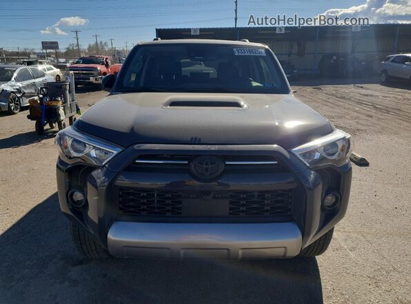 JTERU5JRXR6294874 2024 TOYOTA 4RUNNER Gray Front view