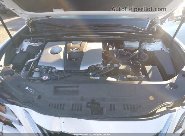 JTHB21B18K2019996 2019 LEXUS ES 300H White Вид ззаду