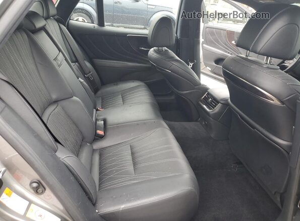 JTHB51FFXJ5001722 2018 LEXUS LS Gray Vista de los asientos traseros