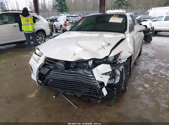 JTHBA1D22H5039399 2017 LEXUS IS 200T White Widok z przodu
