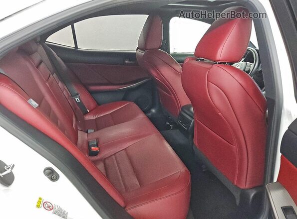 JTHBA1D22J5076166 2018 LEXUS IS White Widok tylnych siedzeń