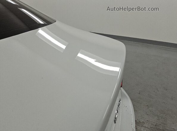 JTHBA1D22J5076166 2018 LEXUS IS White 