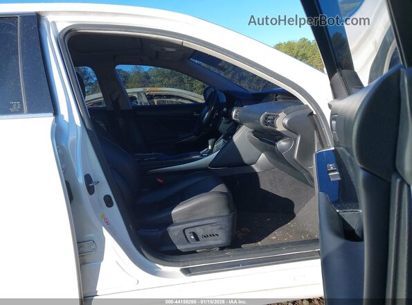 JTHBA1D25H5040689 2017 LEXUS IS 200T White Widok wnętrza z przodu